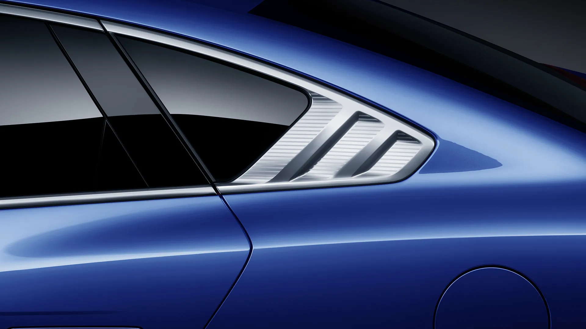 BYD HAN EV ngoại thất phía sau - đèn hậu LED hiện đại